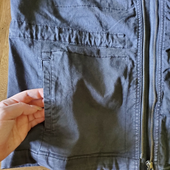 Daily Ritual Cargo Jacket - Picture 3 of 10